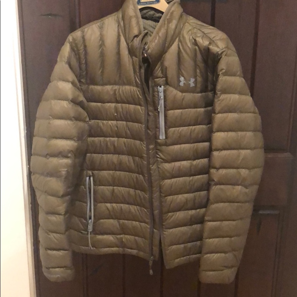 Under Armour men’s large infared puffer jacket -